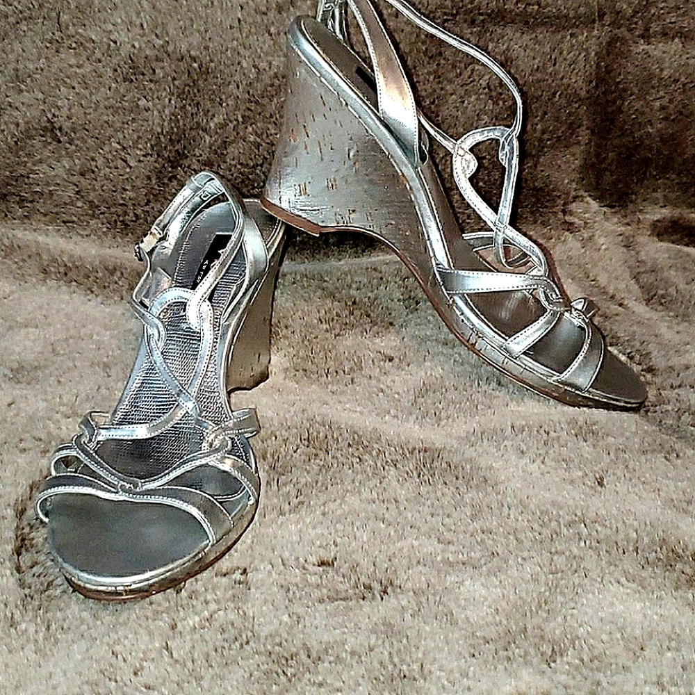 Nina Wedges Silver Size 9.5